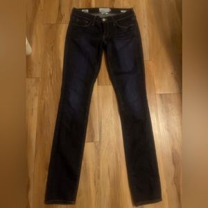 Pre-loved Lucky Brand women’s jeans size 28s.